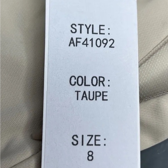 Symphony & Note Womens Side Zip Pull on Flared Leg Mid Rise Pants Taupe Sz 8 NWT - Picture 6 of 9